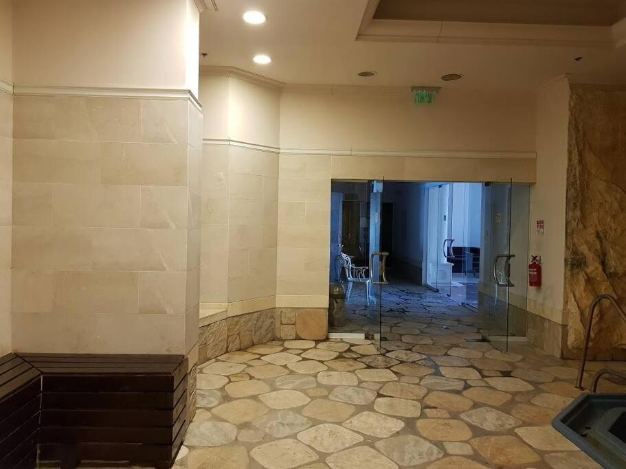 La-Palmore Luxury Apart-Residense Resort With Pool First Line Sea Side エイラート エクステリア 写真